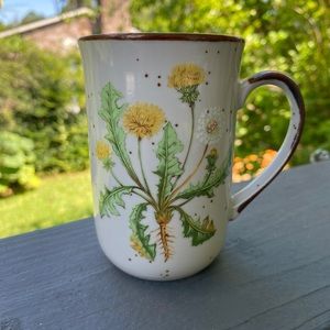 Vintage Speckled Dandelion cup